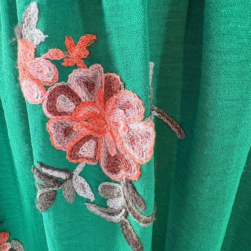 Anthropologie Kindred Green Floral Embroidered Smocked Tiered Maxi Dress Size M - Picture 2 of 10
